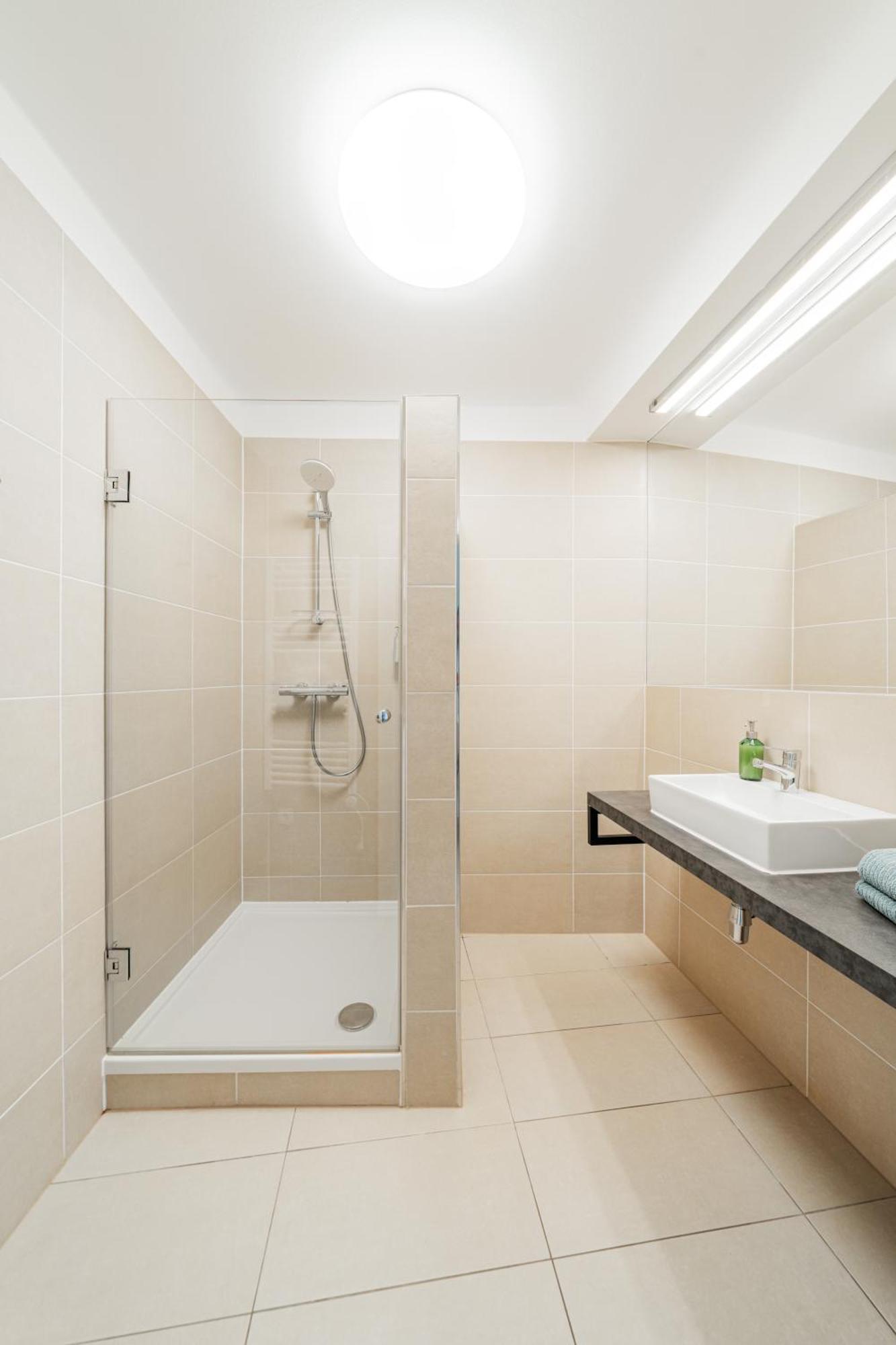 Central 60M2 Suite 10 Min Walk From Main Station Виена Екстериор снимка
